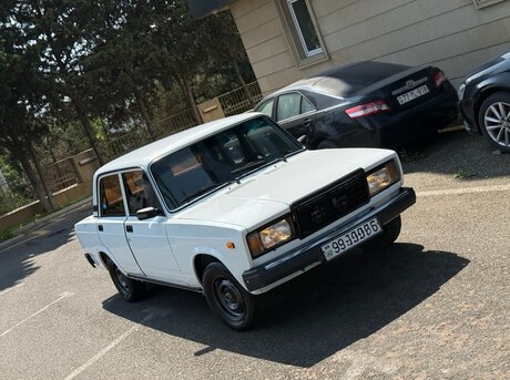 LADA (VAZ) 2107