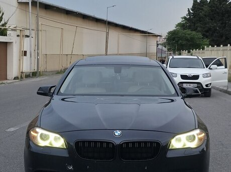 BMW 528