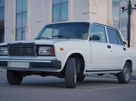 LADA (VAZ) 2107