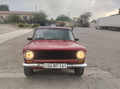 LADA (VAZ) 21011