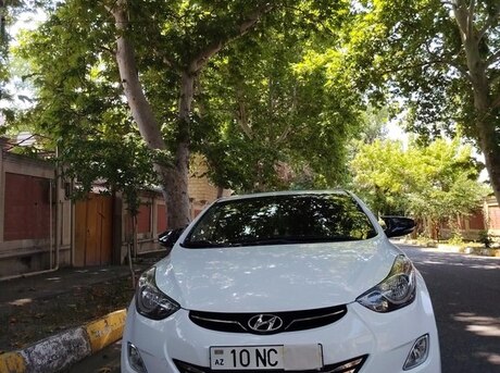 Hyundai Elantra