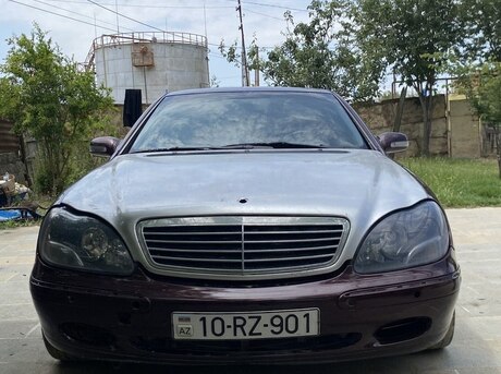 Mercedes S 320