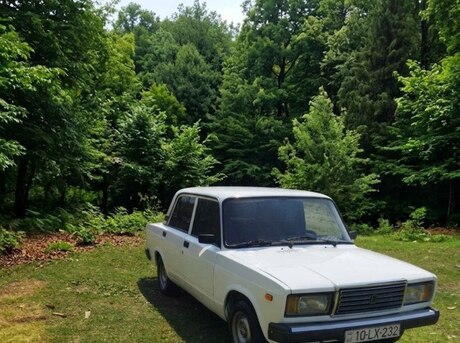 LADA (VAZ) 2107