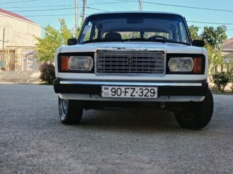 LADA (VAZ) 2107