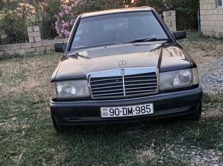 Mercedes 190