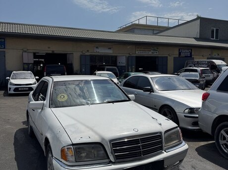 Mercedes C 220
