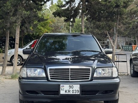 Mercedes C 240