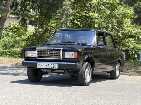 LADA (VAZ) 2107