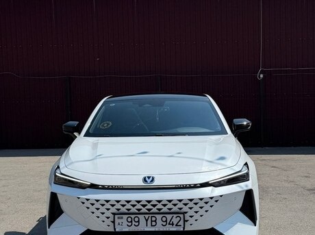 Changan Uni-V iDD