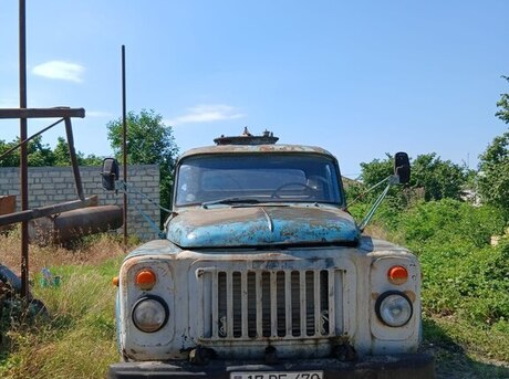 GAZ 53