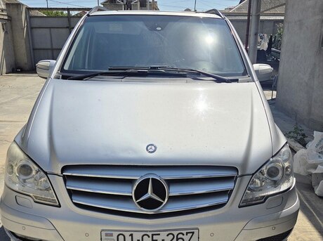 Mercedes Viano