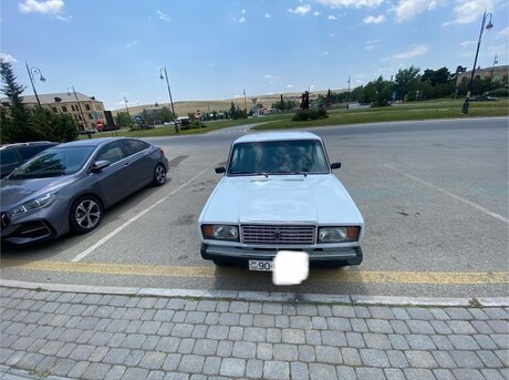 LADA (VAZ) 2107
