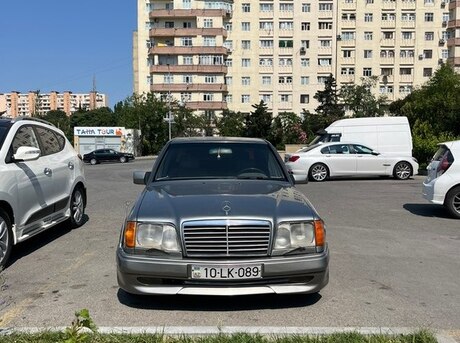 Mercedes 300 E