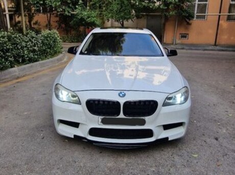 BMW 528