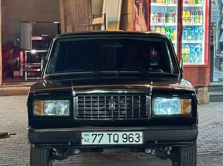 LADA (VAZ) 2107