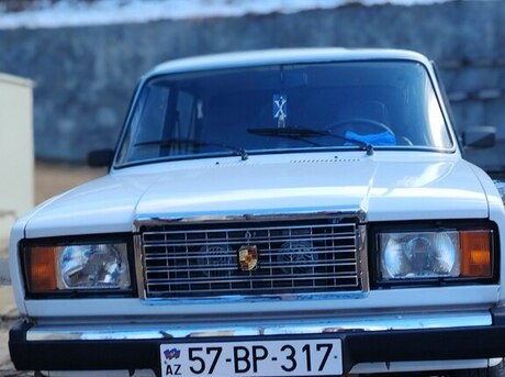 LADA (VAZ) 2107