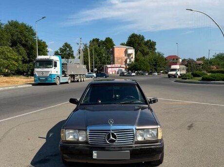 Mercedes 200 D