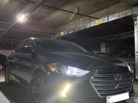 Hyundai Elantra