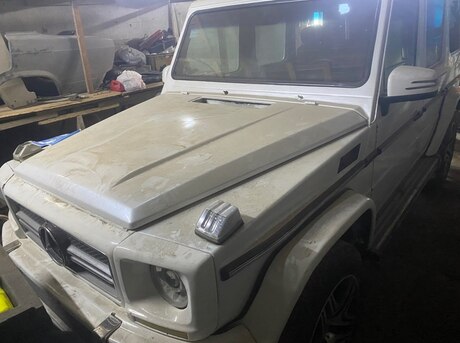 Mercedes G 500