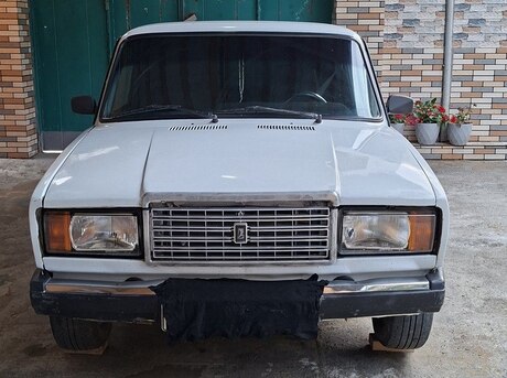 LADA (VAZ) 2107
