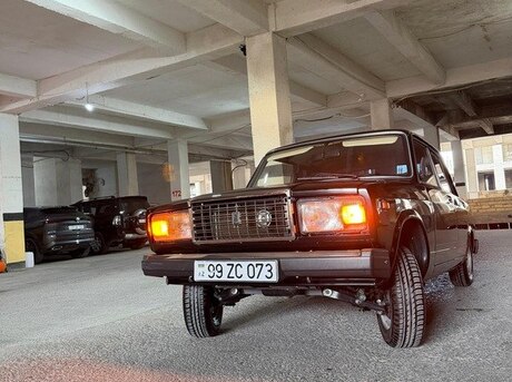 LADA (VAZ) 2107