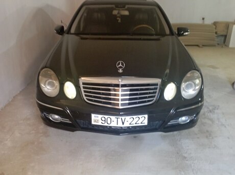 Mercedes E 320