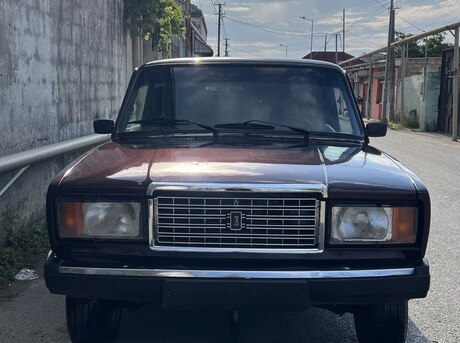 LADA (VAZ) 2107