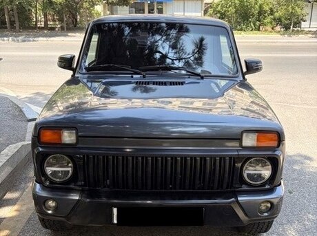LADA (VAZ) Niva