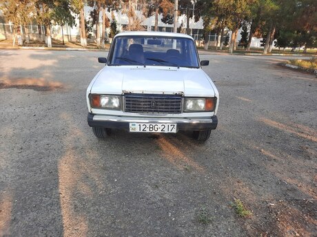 LADA (VAZ) 2107