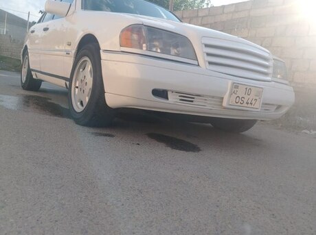 Mercedes C 280