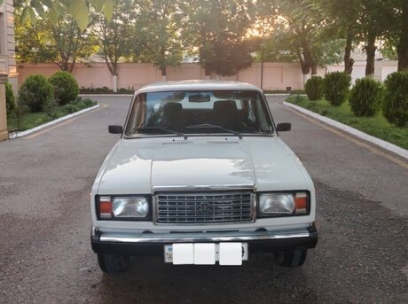 LADA (VAZ) 2107
