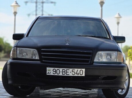 Mercedes C 180