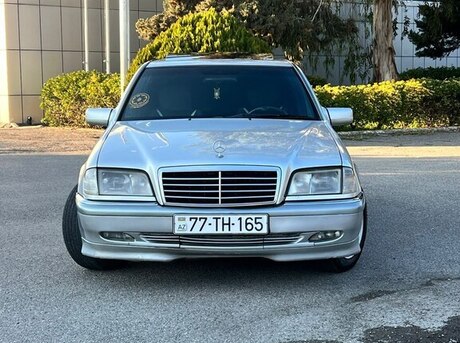 Mercedes C 220