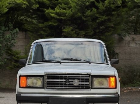 LADA (VAZ) 2107