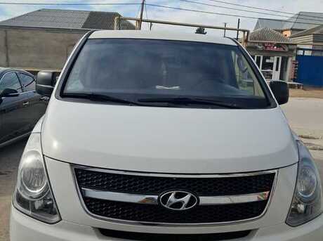 Hyundai H-1