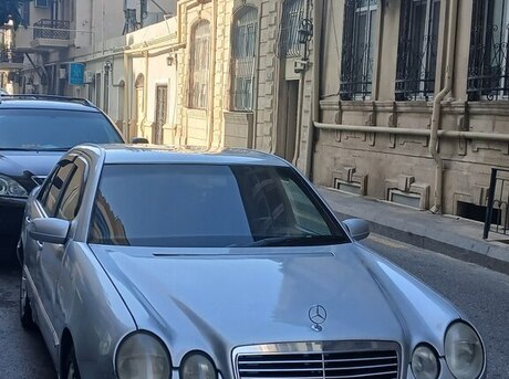 Mercedes E 280