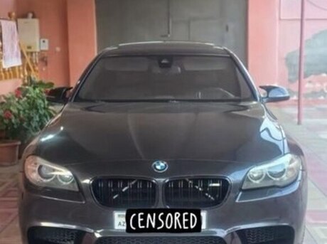 BMW 528
