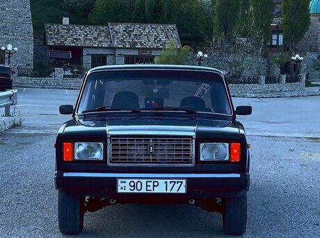 LADA (VAZ) 2107