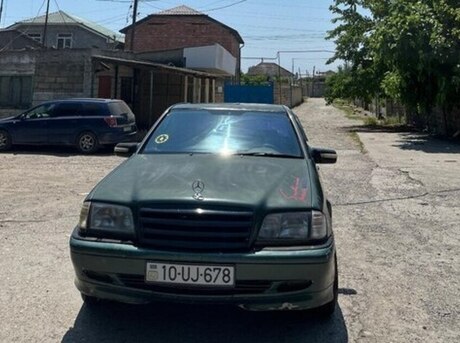 Mercedes C 220