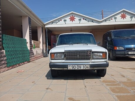 LADA (VAZ) 2104
