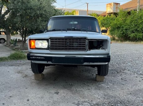 LADA (VAZ) 2107