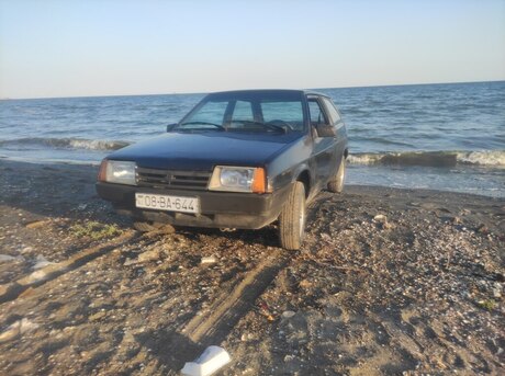 LADA (VAZ) 2108