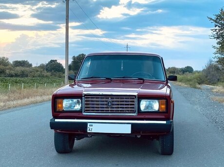 LADA (VAZ) 2107