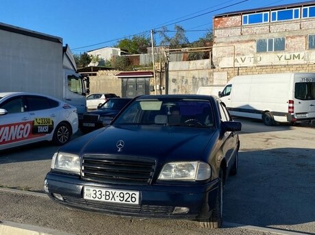 Mercedes C 180