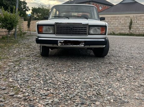 LADA (VAZ) 2107