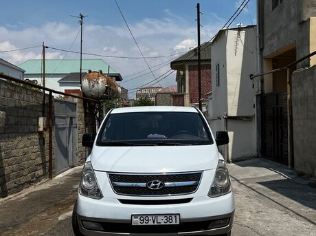 Hyundai H-1
