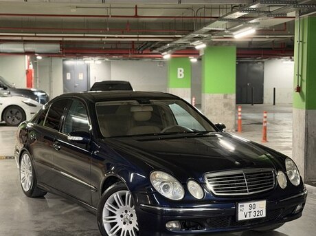 Mercedes E 320