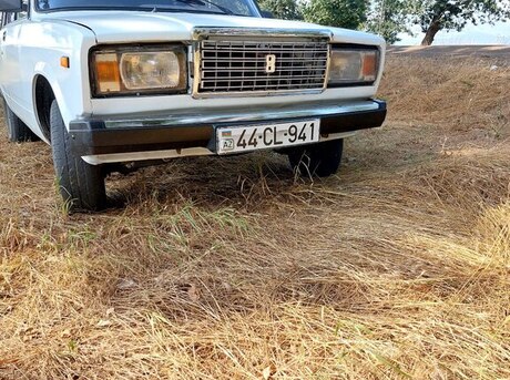 LADA (VAZ) 2107