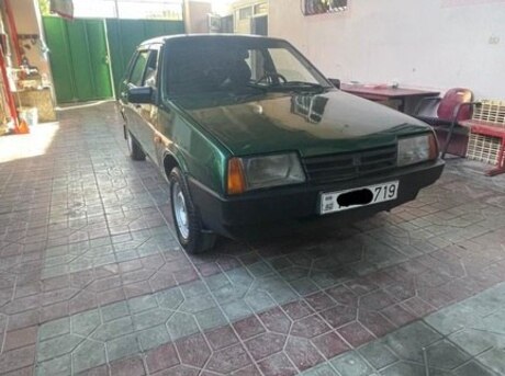 LADA (VAZ) 21099