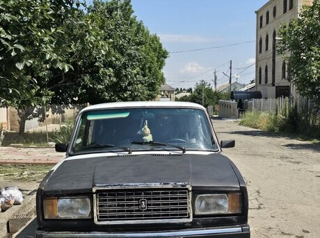 LADA (VAZ) 2107